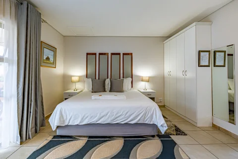 Barbet Room | The Aviary 1 Complex | Botleng Guest House