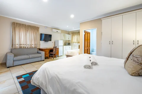 The Ariary 3 Complex | Botleng Guest House