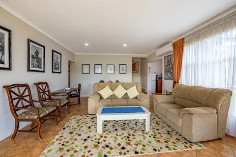 The Stables House | Botleng Guest House