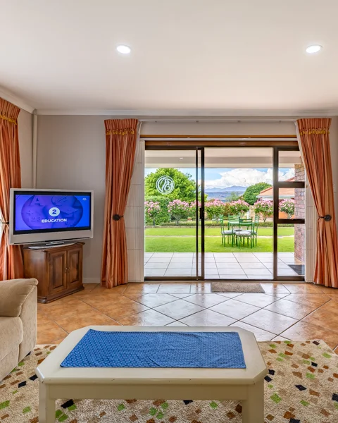 The Stables House | Botleng Guest House